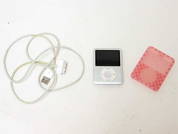 アップル 第3世代 iPod nano 4GB シルバー A1236